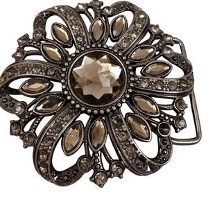 Unique Embellished Gun Metal Marcasite Style Belt Buckle Round Flower Design